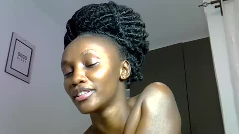 Pretty darkskin doll online show from April 2026 10:23:02 PM