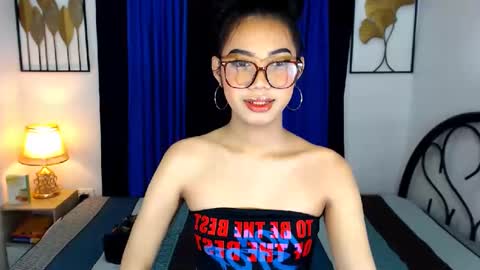 prettyhothugecock online show from February 2025 09:17:01 PM