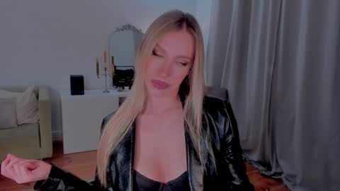 Snapshot of prettyk1ller chatting on December 2024 11:12:02 PM Eva online show from December 2024 11:12:02 PM