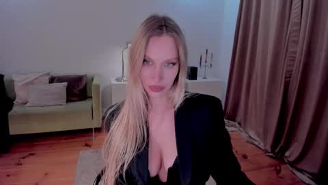 Snapshot of prettyk1ller chatting on March 2025 10:59:01 PM Eva online show from March 2025 10:59:01 PM