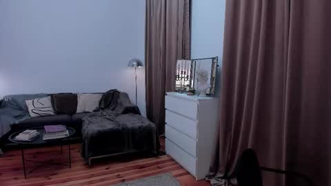 Snapshot of prettyk1ller chatting on November 2025 08:08:02 PM Eva online show from November 2025 08:08:02 PM