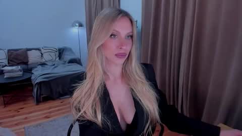 Snapshot of prettyk1ller chatting on January 2026 01:21:02 AM Eva online show from January 2026 01:21:02 AM