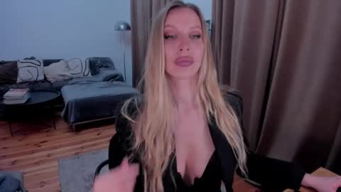 Snapshot of prettyk1ller chatting on March 2026 01:31:01 AM Eva online show from March 2026 01:31:01 AM