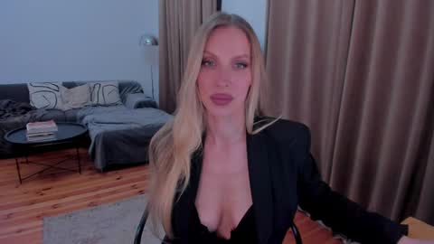 Eva online show from May 2026 11:12:03 PM
