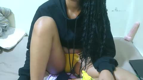 prettylicious_babe online show from March 2026 02:04:02 AM