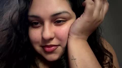 lilly333 online show from November 2025 03:22:01 PM