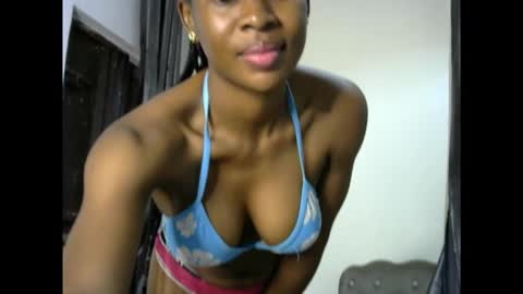 evelyn online show from September 2025 05:22:02 AM