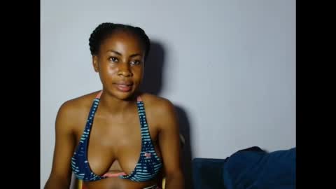 evelyn online show from December 2025 06:57:02 PM