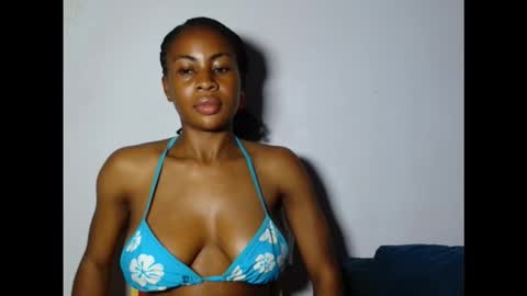 evelyn online show from December 2025 07:53:02 PM