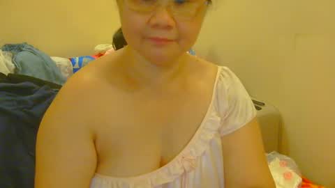 Snapshot of prettynhing chatting on June 2026 02:06:01 AM Nhing online show from June 2026 02:06:01 AM