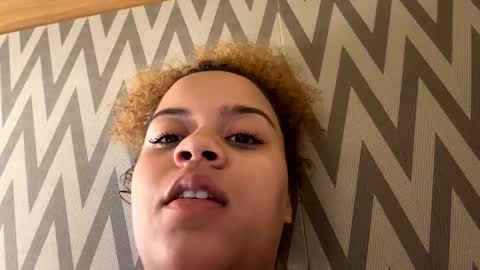 prettynthick660152 online show from February 2025 11:16:02 AM