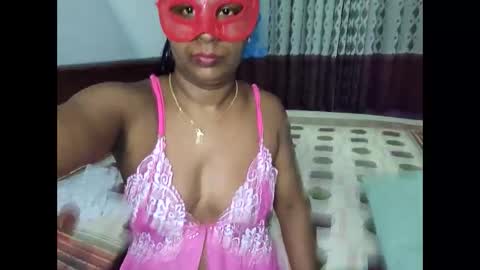 Prettypriya online show from December 2025 09:52:01 PM