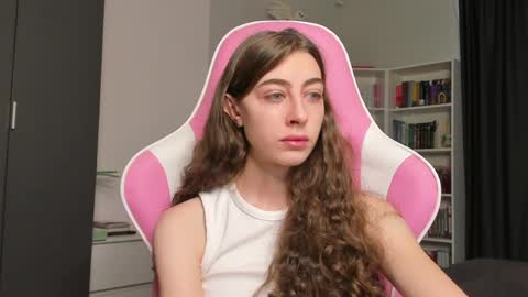 Sophie  next stream will be at Monday  i will wait you guys  online show from May 2026 07:06:01 AM