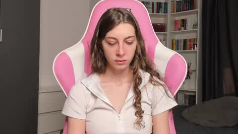 Sophie  next stream will be at Monday  i will wait you guys  online show from July 2026 06:17:02 AM