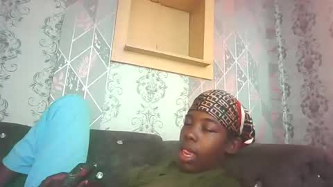 prettyzuzu online show from September 2025 05:07:01 AM