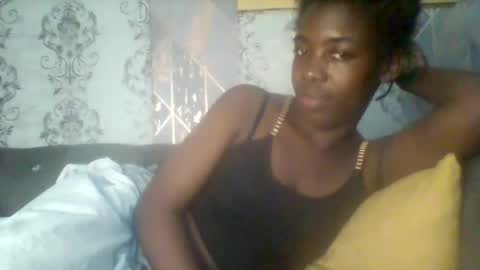 prettyzuzu online show from September 2025 09:16:02 PM