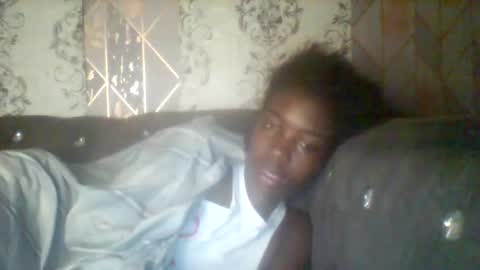 prettyzuzu online show from September 2025 11:06:02 PM