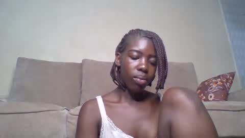 prettyzuzu online show from September 2025 08:51:02 AM