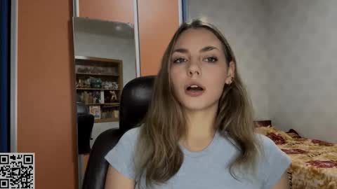 Snapshot of pricillahoinacki chatting on November 2025 04:10:02 PM Amelia online show from November 2025 04:10:02 PM