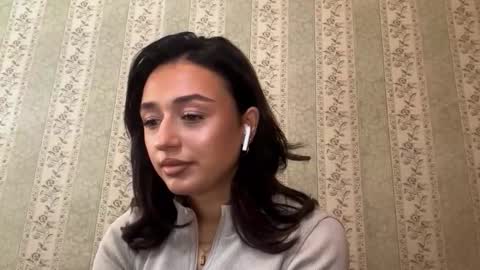 Snapshot of pricillalivsey chatting on November 2025 09:34:02 AM Sofi online show from November 2025 09:34:02 AM