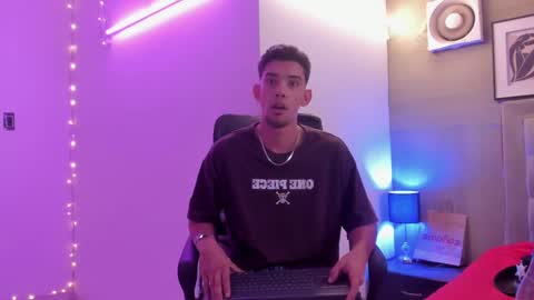 prince_arthur77 online show from January 2025 06:59:02 PM