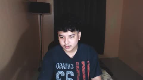 Snapshot of prince_killian chatting on November 2025 01:11:01 AM Killian online show from November 2025 01:11:01 AM