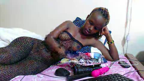 Snapshot of princeslov1 chatting on December 2025 07:12:01 AM Shan online show from December 2025 07:12:01 AM