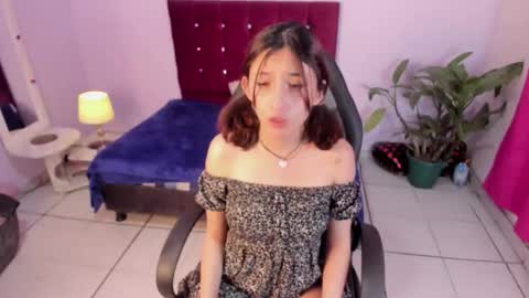 Snapshot of princess_foxxxy1 chatting on October 2025 05:15:02 AM Paula Princess online show from October 2025 05:15:02 AM