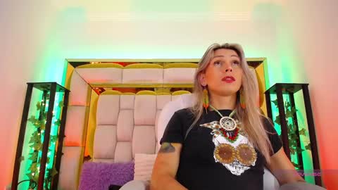 Snapshot of princess_helena_ chatting on January 2025 02:25:01 AM princess helena online show from January 2025 02:25:01 AM