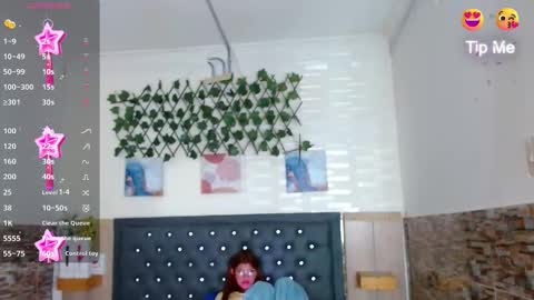 Princess Martinez online show from October 2025 04:18:01 PM