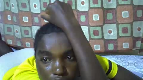 princess_scovia online show from November 2025 07:03:03 PM