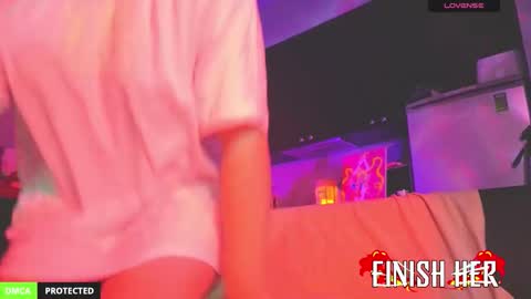 Snapshot of princess_sofiee chatting on December 2025 04:47:02 PM Yo Im Sofiee online show from December 2025 04:47:02 PM