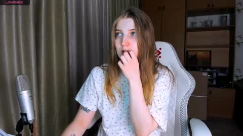 princessaalicc online show from February 2026 04:29:01 PM