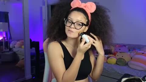 Snapshot of princessamberrrxo chatting on November 2025 03:32:02 AM Amber online show from November 2025 03:32:02 AM