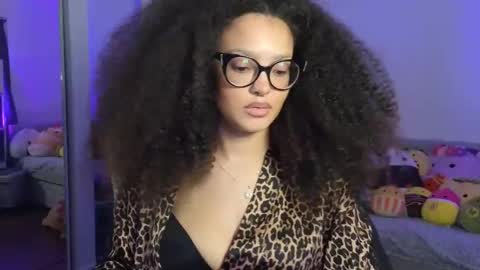 Snapshot of princessamberrrxo chatting on December 2025 07:17:01 AM Amber online show from December 2025 07:17:01 AM