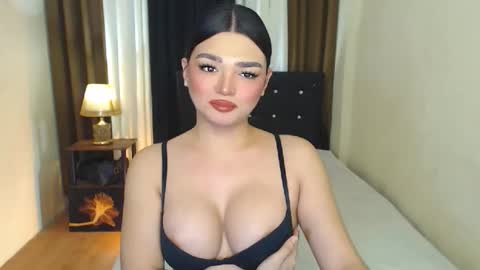 Snapshot of princesshugecumontop chatting on May 2026 06:56:02 PM PrincessDONT FORGET TO FOLLOW ME online show from May 2026 06:56:02 PM