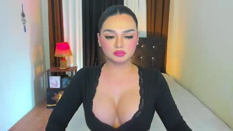 Snapshot of princesshugecumontop chatting on May 2026 06:25:01 PM PrincessDONT FORGET TO FOLLOW ME online show from May 2026 06:25:01 PM