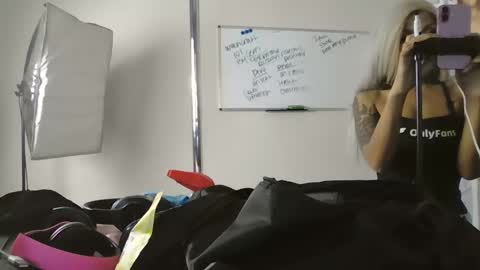 Snapshot of princesskimami chatting on October 2025 11:05:01 PM princesskimami online show from October 2025 11:05:01 PM