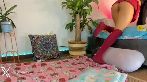 Snapshot of princessluna_14 chatting on May 2026 09:56:02 PM princessluna_14 online show from May 2026 09:56:02 PM