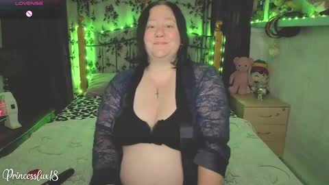 Lux Alot Luxi online show from May 2026 06:59:01 PM