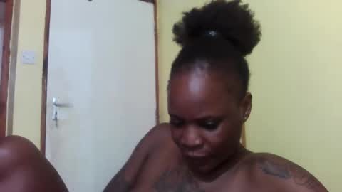 phelly online show from March 2025 07:17:01 PM