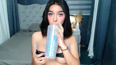 Love online show from October 2025 10:55:01 AM