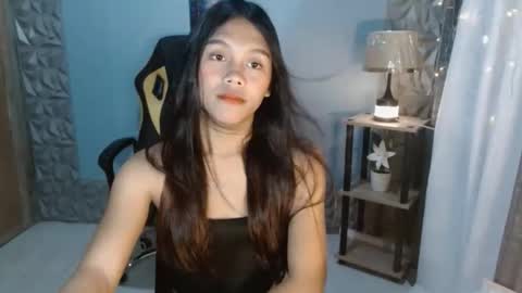 Snapshot of princessrynn chatting on December 2025 10:24:02 AM princessrynn online show from December 2025 10:24:02 AM