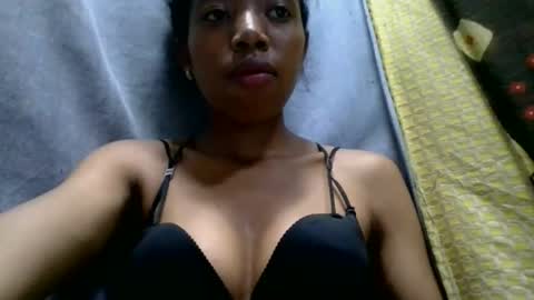 prisca880319 online show from May 2026 02:55:01 PM
