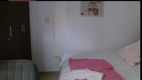 Snapshot of priscila_black chatting on October 2025 07:03:01 PM Marcela online show from October 2025 07:03:01 PM