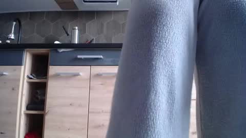 Space online show from November 2025 07:40:01 AM