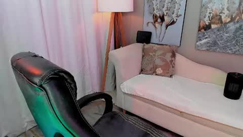 Priya Rose online show from May 2026 09:59:01 AM