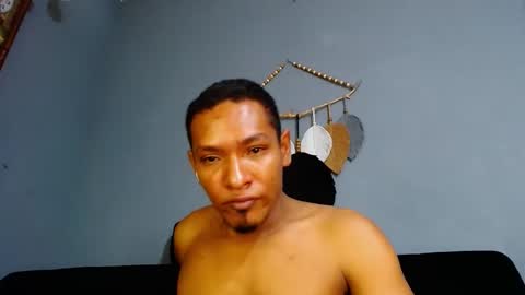 Grande y Gruesa online show from December 2024 02:01:01 PM