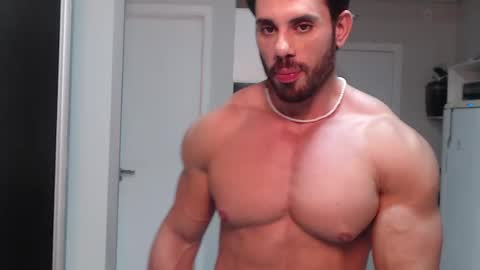 promuscles4u online show from December 2024 09:15:01 PM