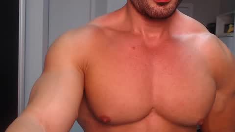 promuscles4u online show from March 2025 11:35:02 PM